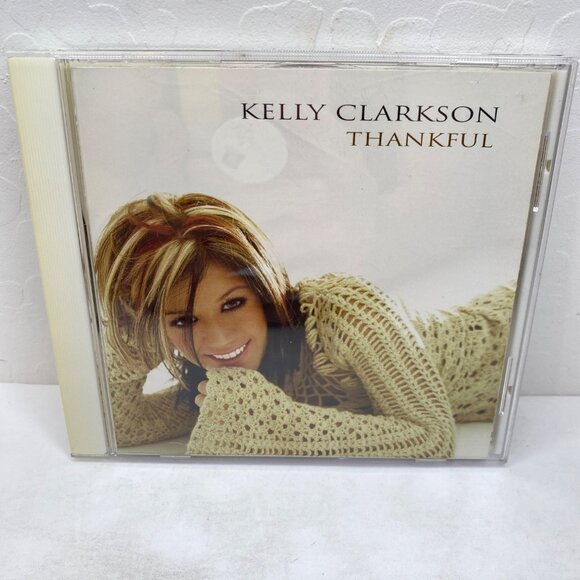 Kelly Clarkson Thankful Dbut Album CD Jewel Case 10 Hit Songs 2 Bonus Tracks Mix - Picture 1 of 5